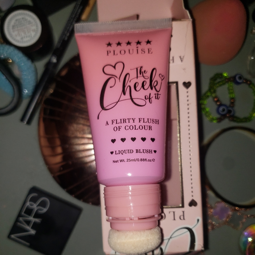Plouise The Cheek of it blush |new with box